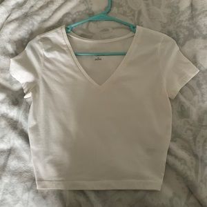 2 pk v neck wikd fable tees